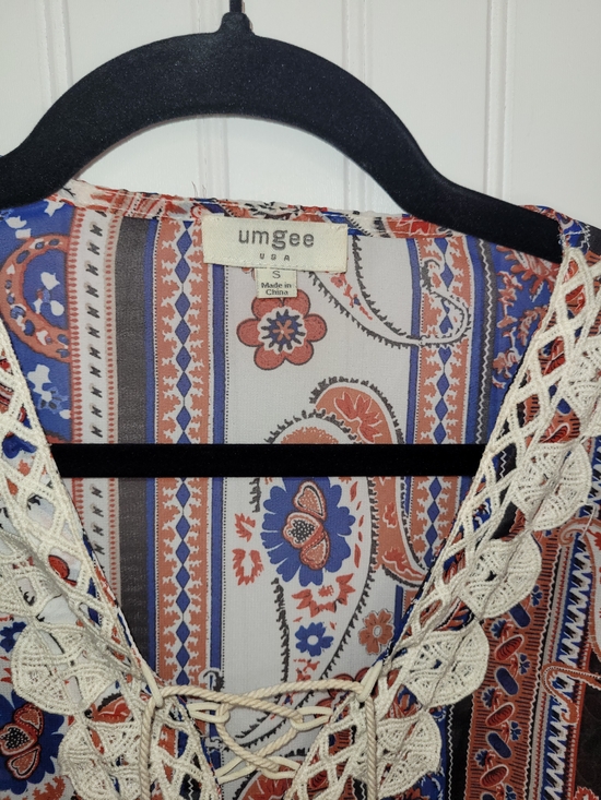 Umgee Boho Blue, Rust & Cream Paisley Peasant Lace-Up Top with Crochet Size S - Picture 2 of 6